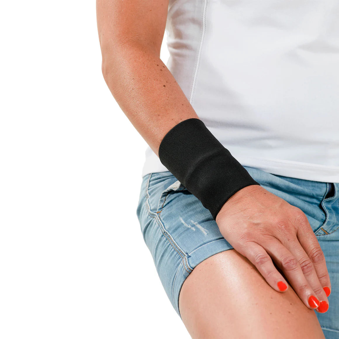 Back on Track Ceramic Wrist Brace