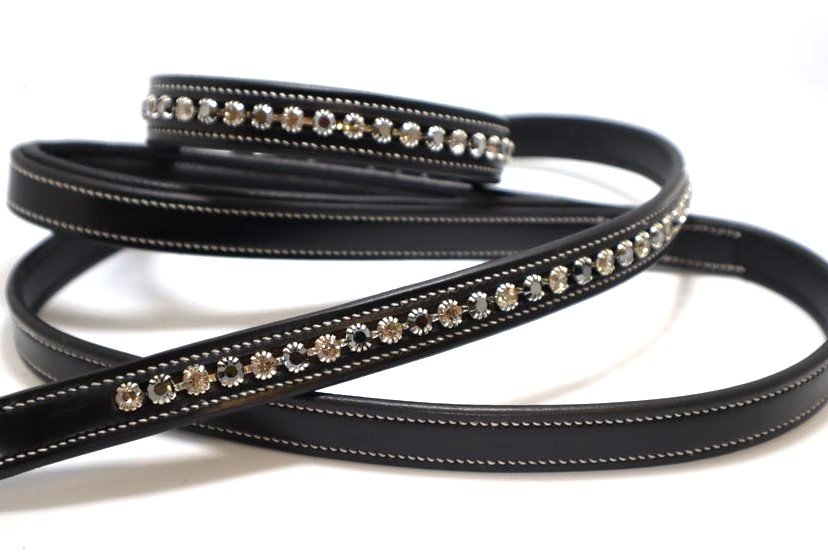 Crystal Embellished Dog Collars and Leashes