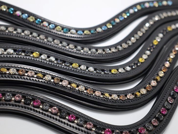 Crystal Embellished Dog Collars and Leashes