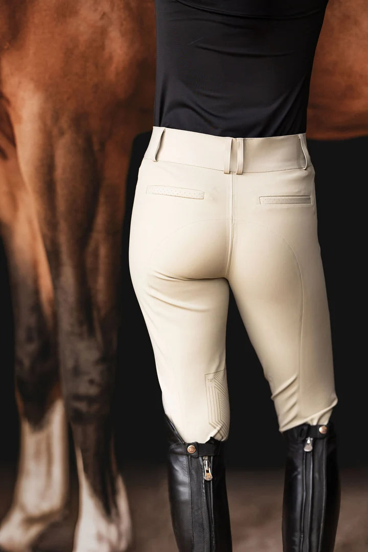 70 Degree Air Flow Breech