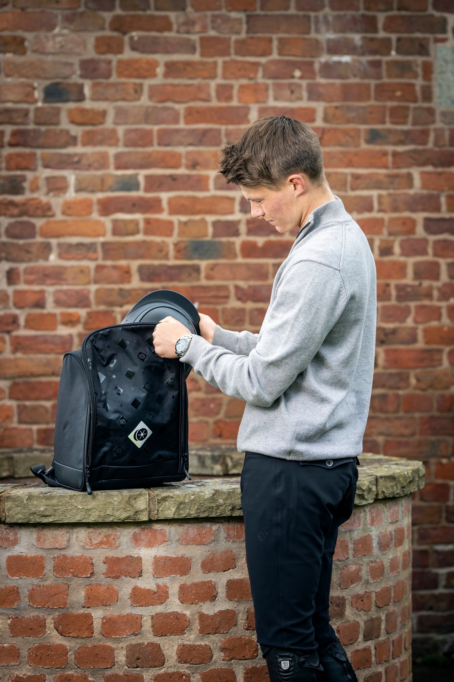 Charles Owen Convertible Helmet Bag